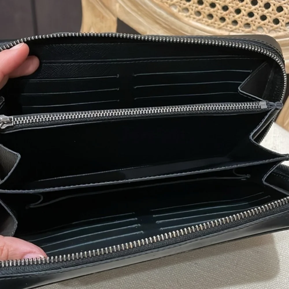 Louis Vuitton Eclipse Monogram Zippy Organizer Wallet Bag/Unisex - Picture 11 of 11